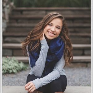 Meet your Posher, Julia